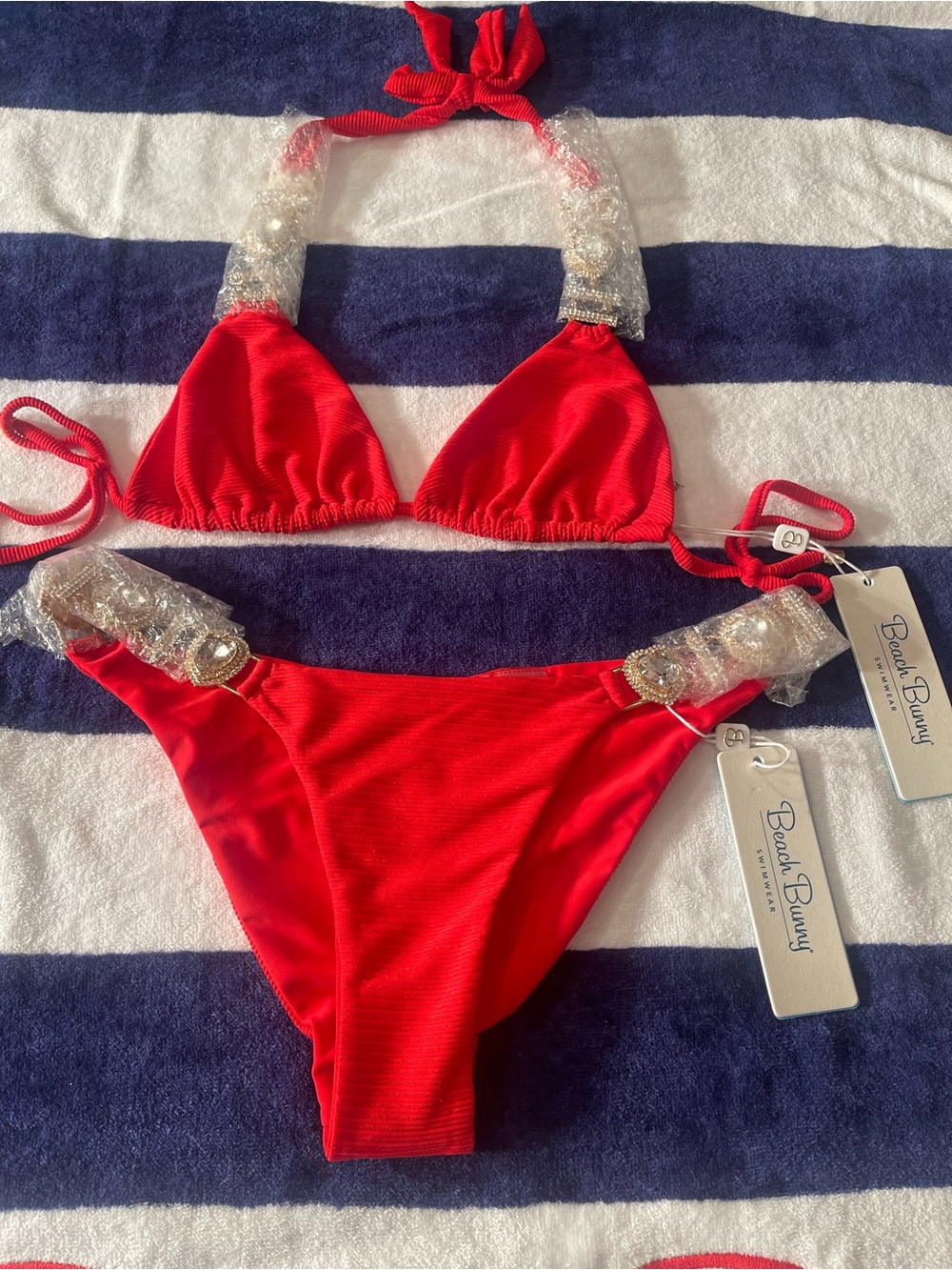 NWT beach bunny bikini Jazmine Love ❤️ red beautiful XL top/L bottoms - Picture 4 of 14